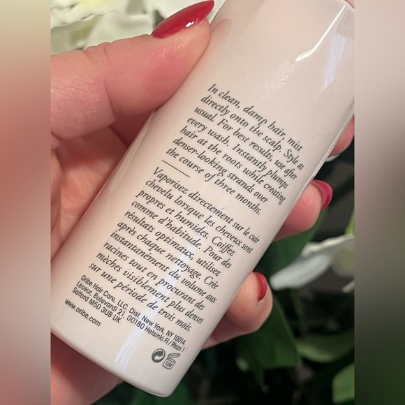 ORIBE • SERENE SCALP • THICKENING TREATMENT SPRAY - Picture 2 of 4